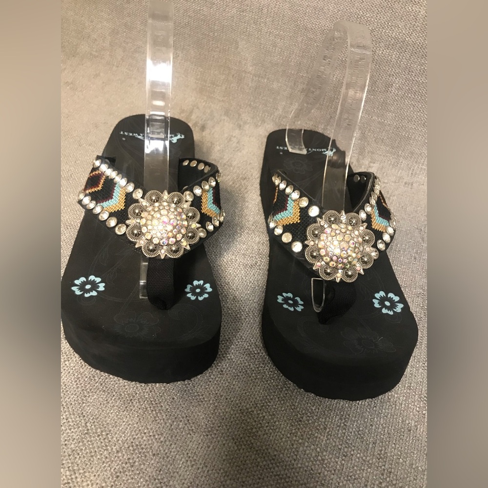 Montana West wedge heel flip flop sz 11